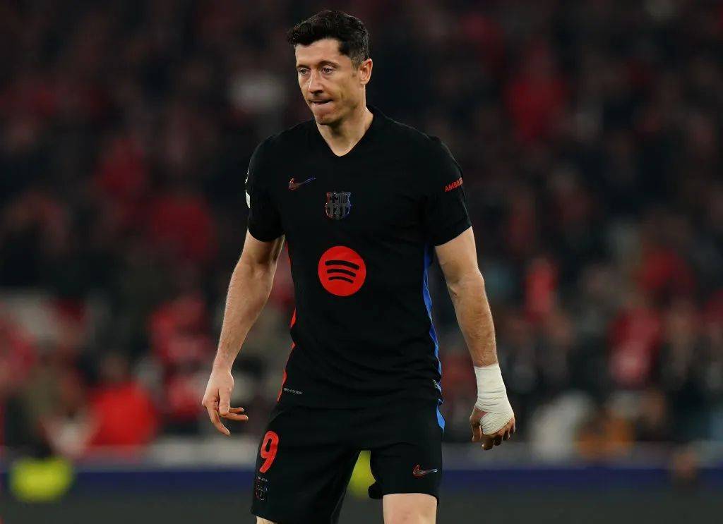 英格兰战胜波兰，莱万多夫斯基成为胜利功臣的简单介绍