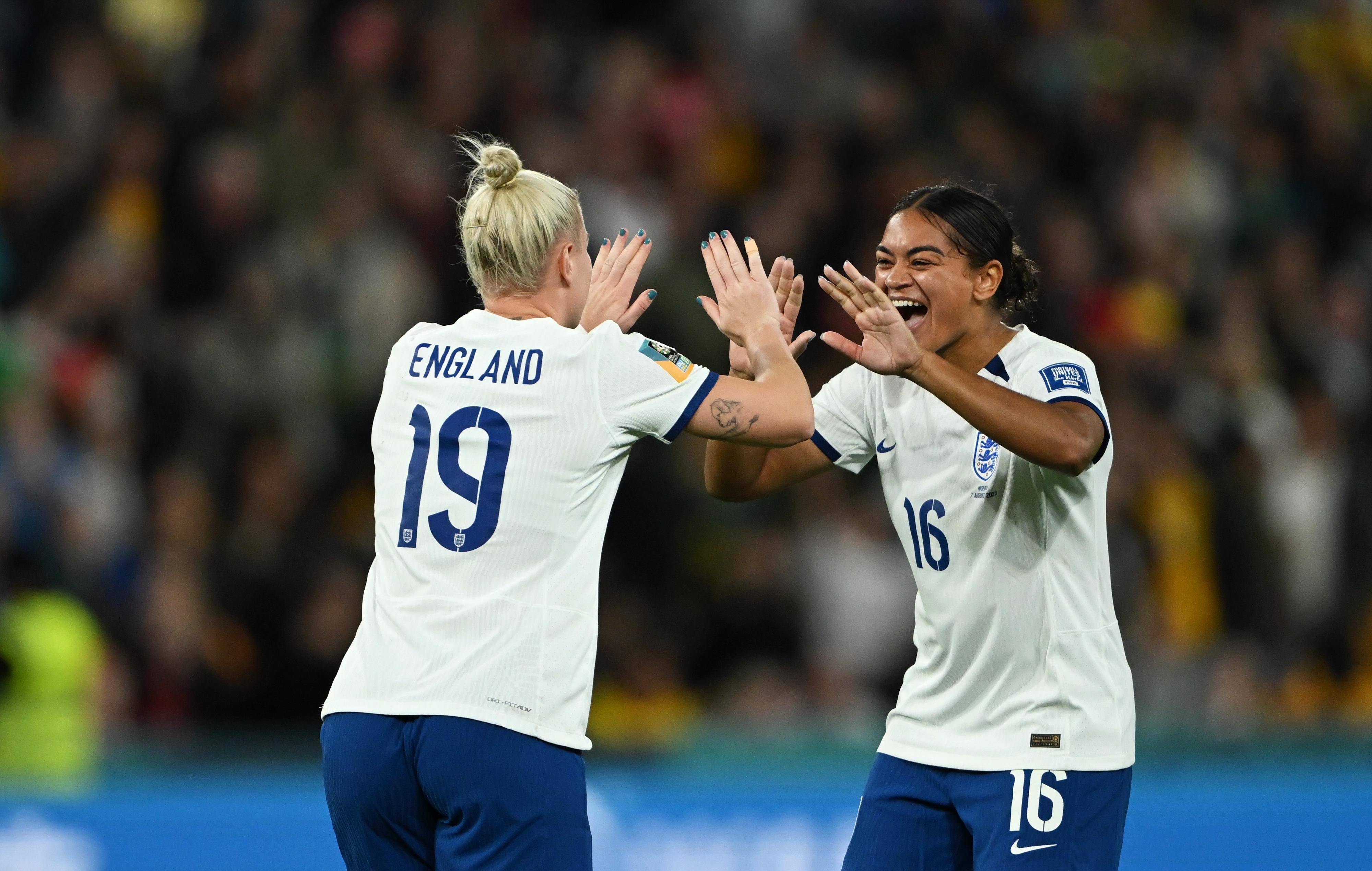 开云体育入口-英格兰足球女子队在决赛中战胜对手