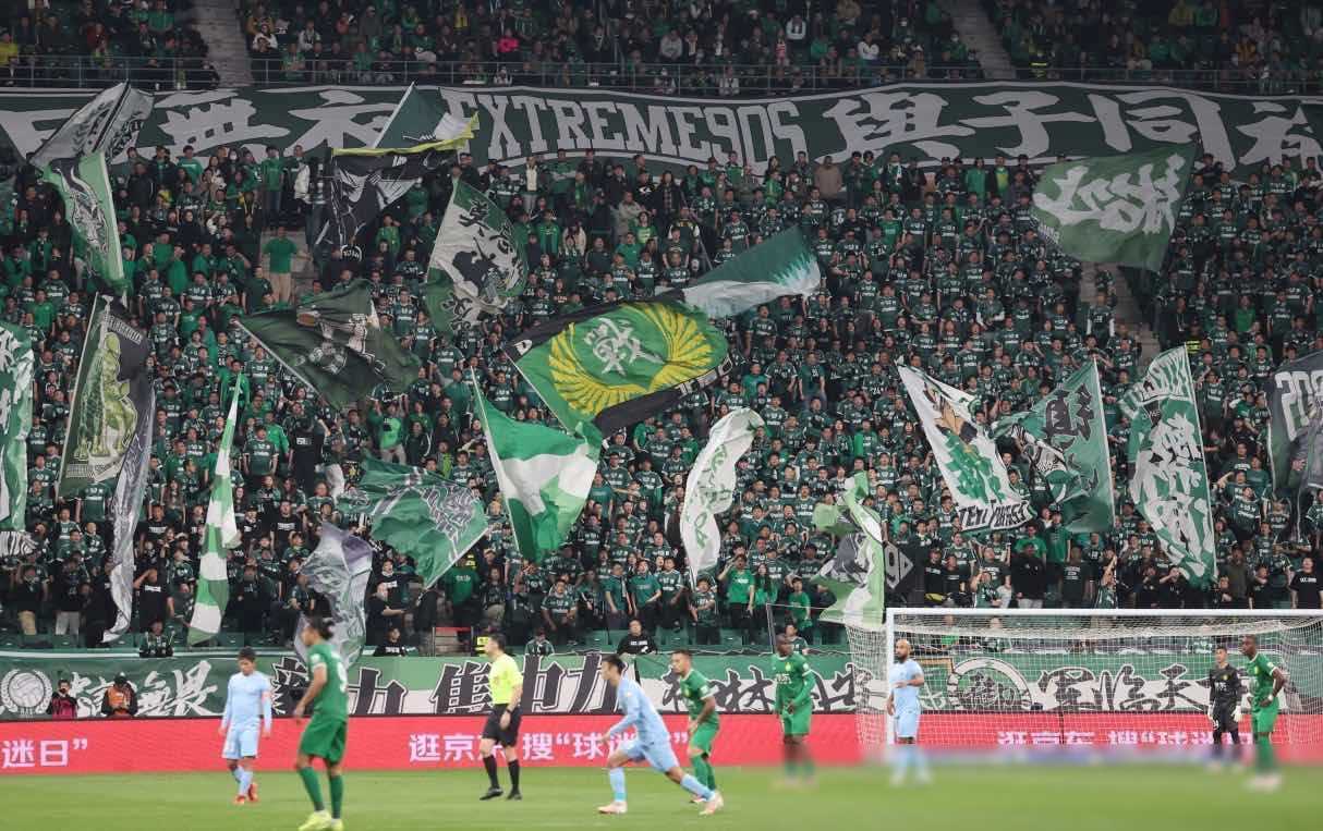 上海绿地申花客场大胜，豪取三分继续领跑的简单介绍