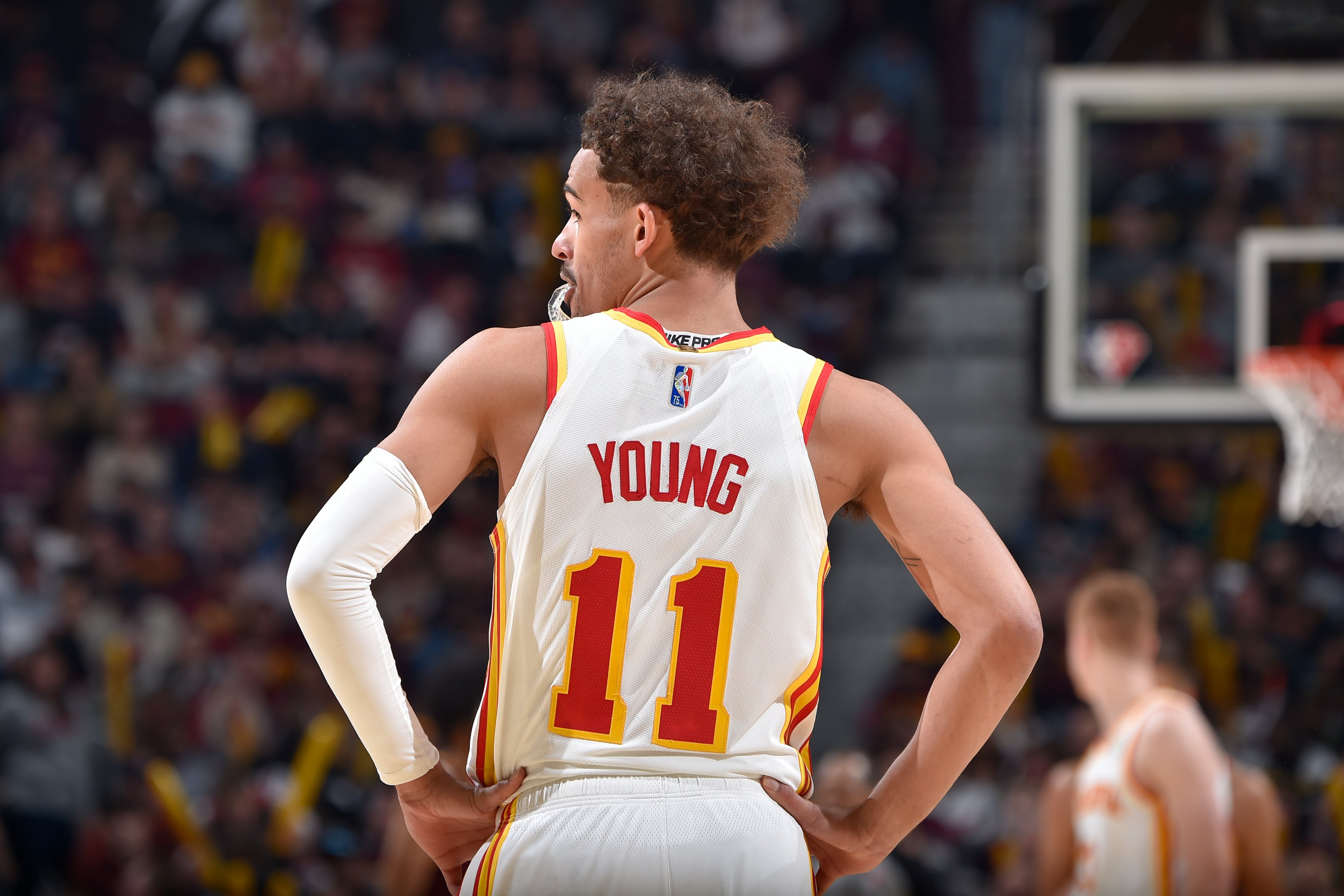 开云体育入口-雄鹿逆转老鹰，取得一场胜利