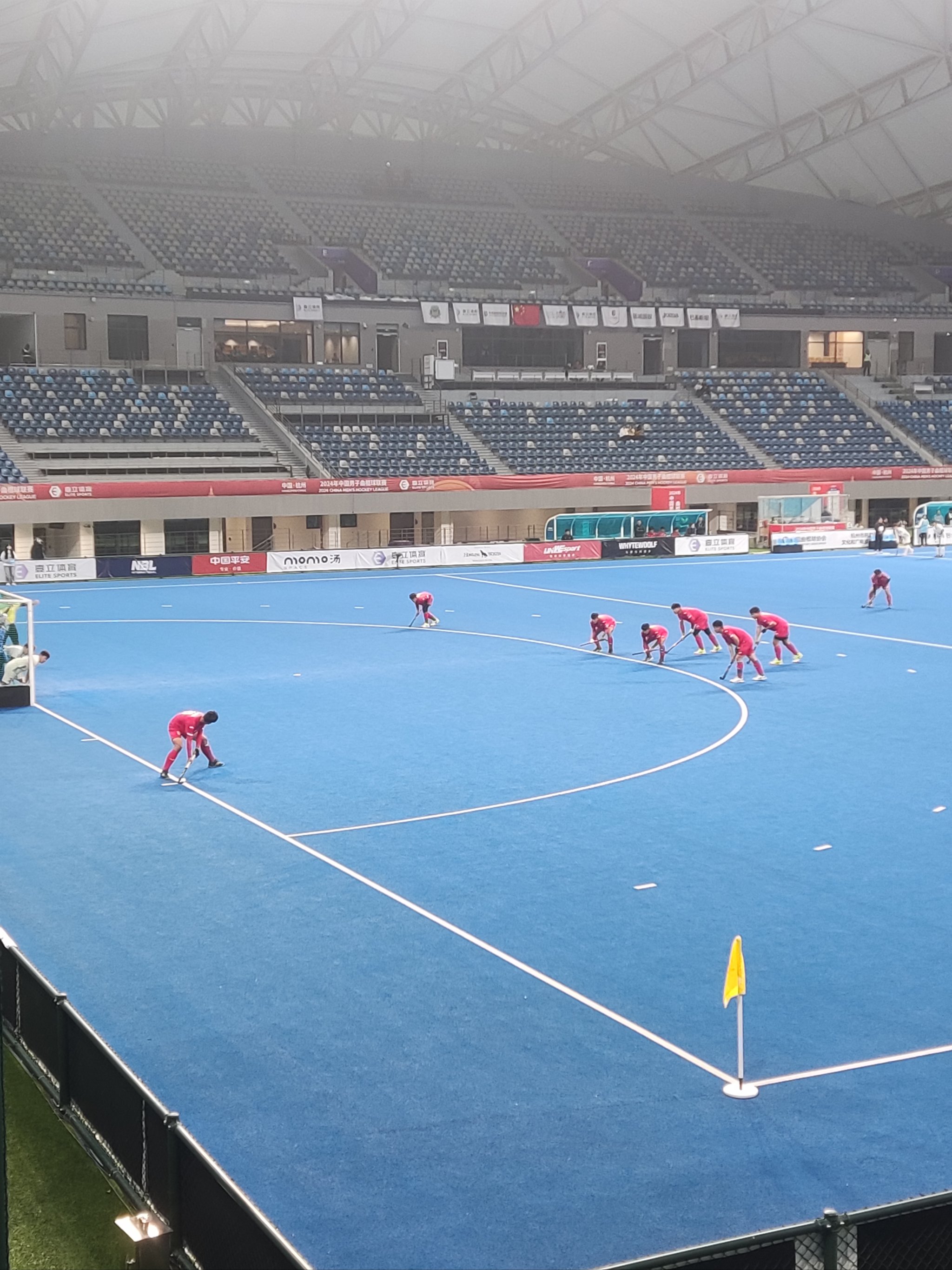 澳大利亚男子曲棍球队力压对手