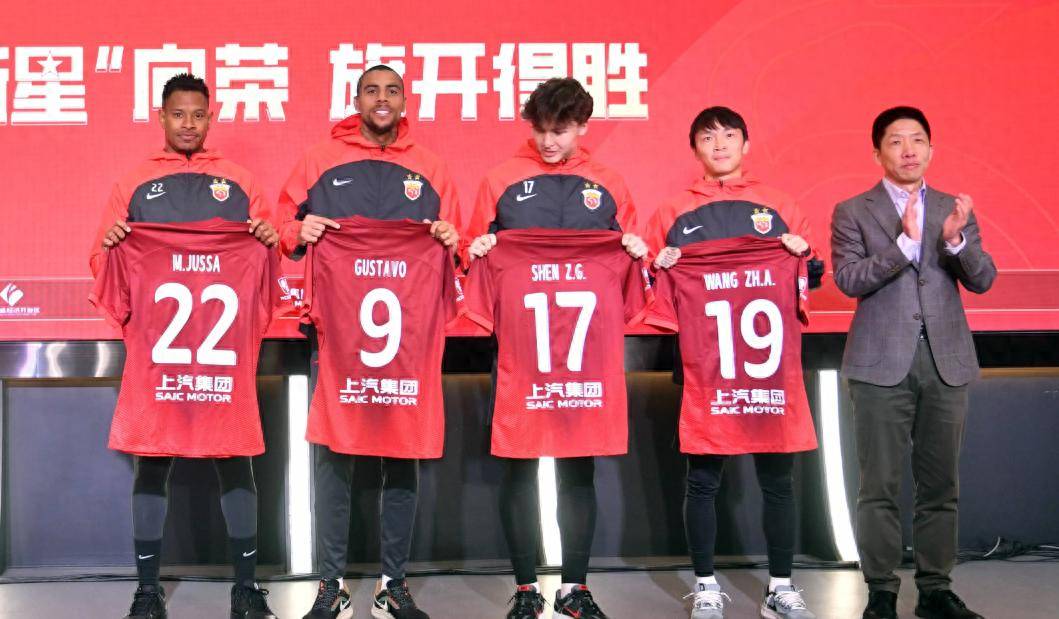开云体育入口-上港外援抢眼表现，为球队锦上添花