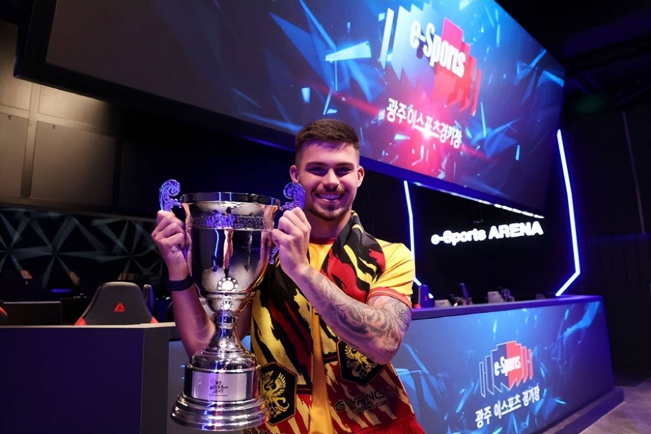 阿德莱德联在淘汰赛中实现胜利，晋级八强