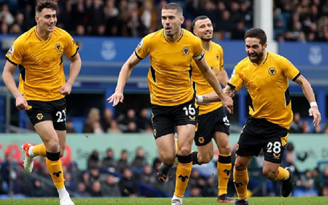 狼队客场胜利，近期状态回暖