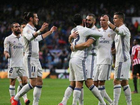 格拉纳达击败维戈塞尔塔，逼近保级区的简单介绍