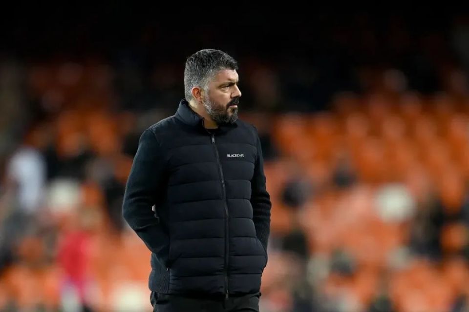 里昂队主教练承认球队需要更多时间来适应