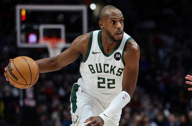 雄鹿主控伤愈归队，球队士气高涨