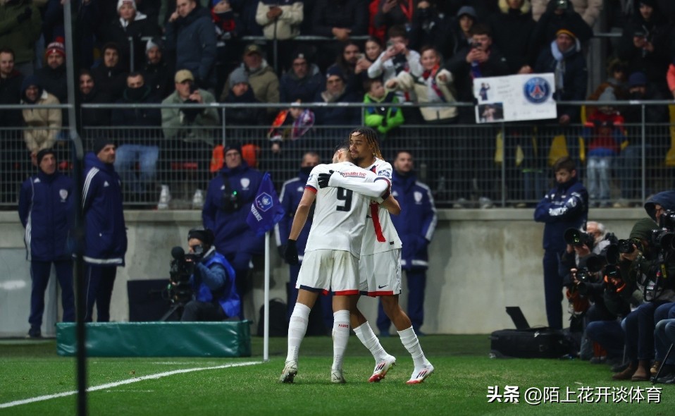 欧洲足球预选赛惊险之战：胜败悬殊难料