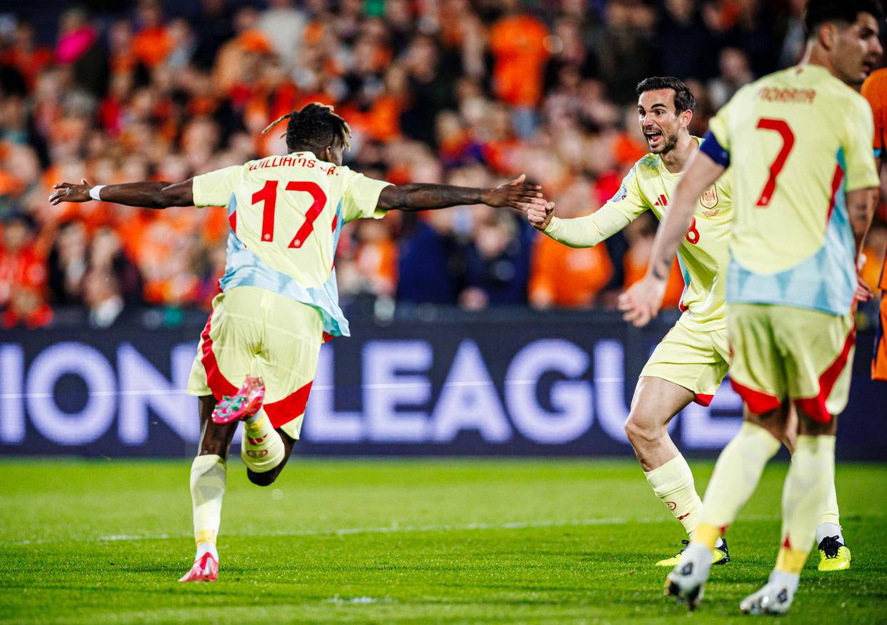 荷兰客场险胜挪威，实现三连胜晋级前双的简单介绍