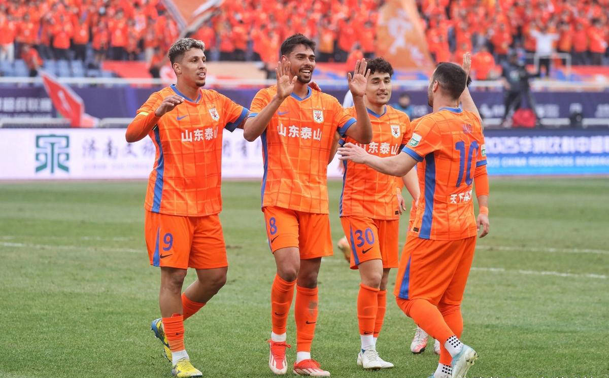 球员个人能力得到全面发挥，助力球队取胜