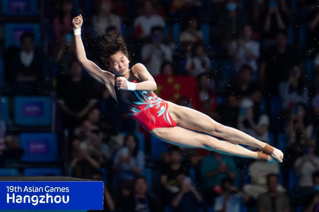 世界记录再次被刷新，运动员再创辉煌的简单介绍