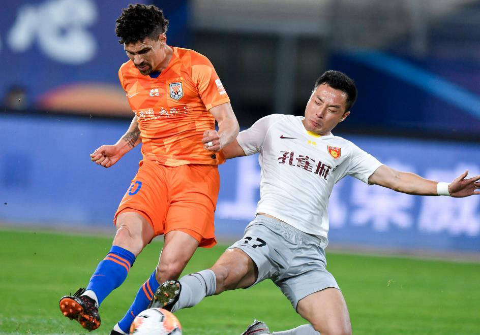 鲁能主帅赛后大赞球队团结精神