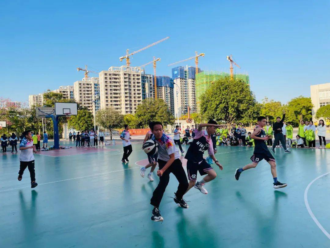 开云平台-神奇一役点燃球场，风云激荡