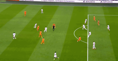 荷兰主场大胜爱沙尼亚，范德贝克攻入制胜球