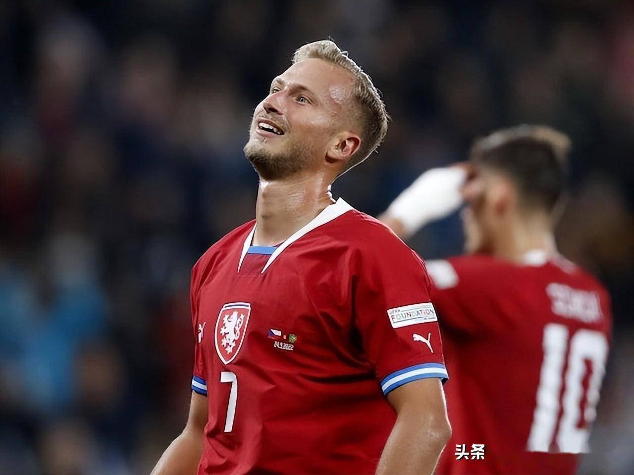 法国力克德国，欧预赛豪取开门红