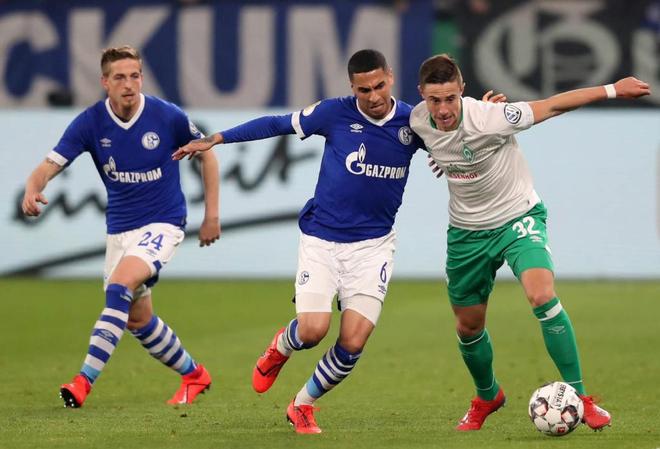 不来梅客胜对手，斩获关键胜利保住领先优势