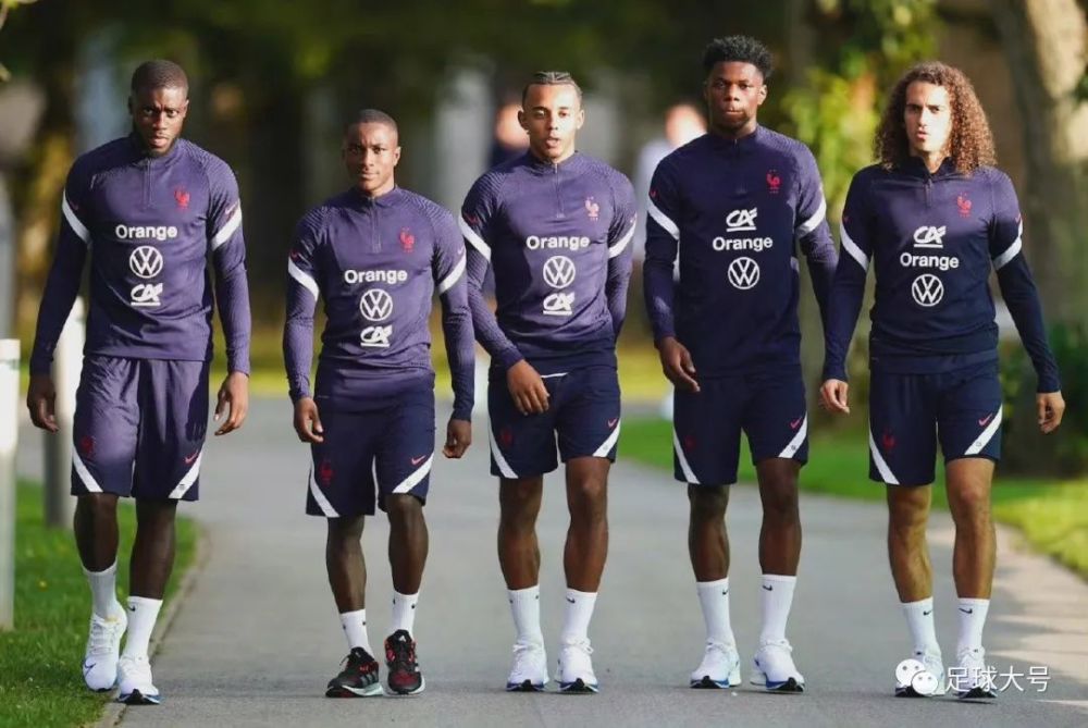 马赛队球员出色表现，帮助球队成功赢得比赛