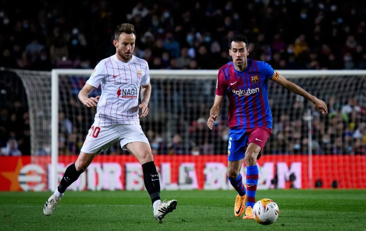 塞维利亚遭遇惨败，球队需调整阵容