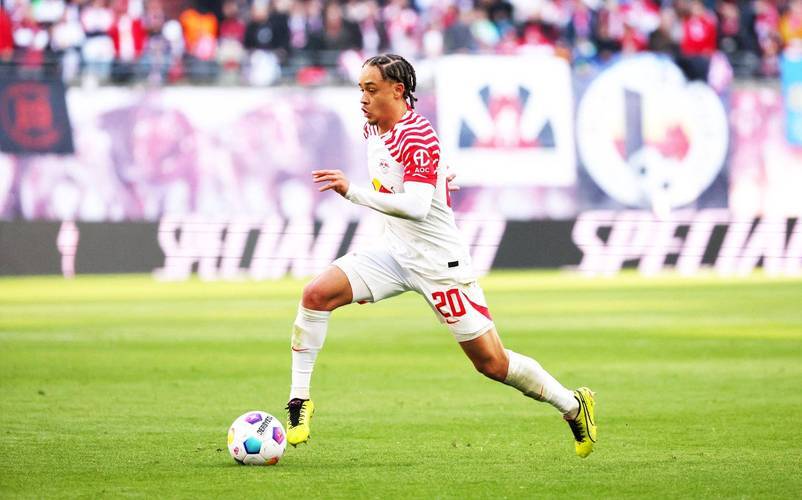 开云体育入口-柏林赫塔客场战平科隆，难破僵局