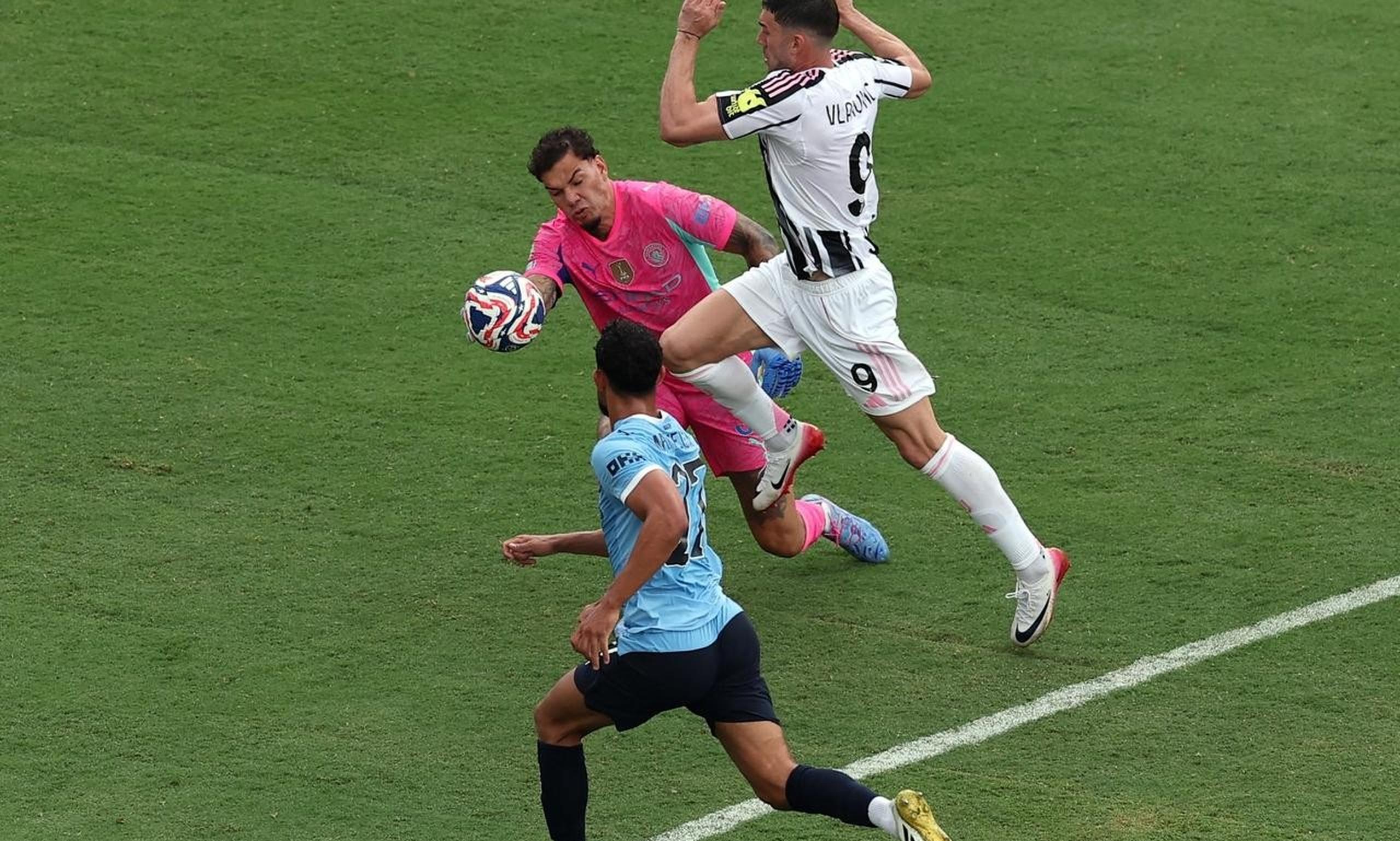 开云体育在线-曼城再次力克对手，保持领跑的简单介绍