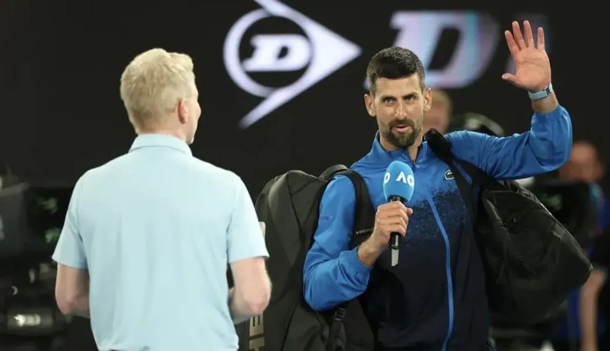 包含翻开胜利一页，球员们团结一致战斗到底的词条