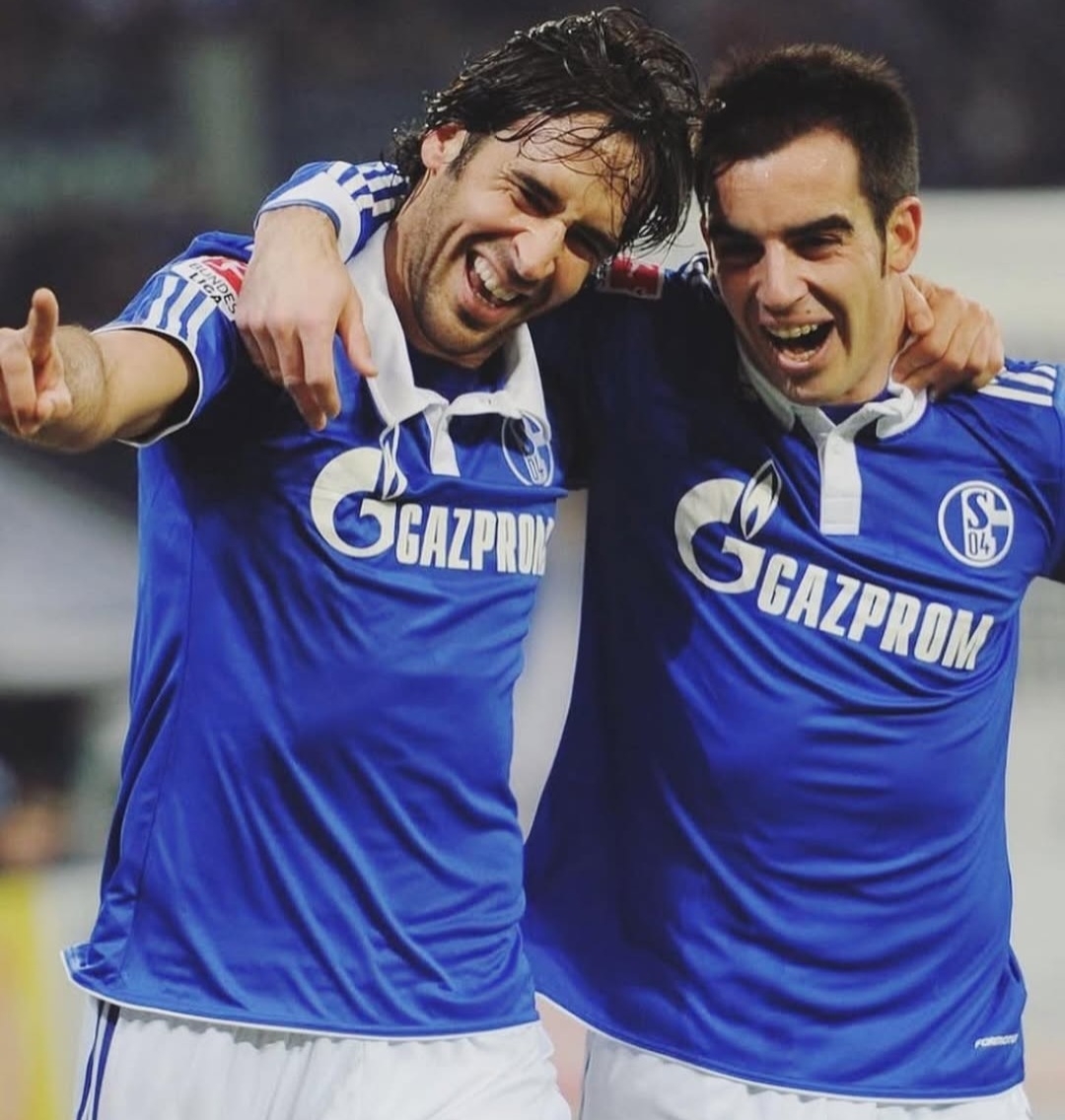 沙尔克04击败门兴格拉德巴赫，实现连胜