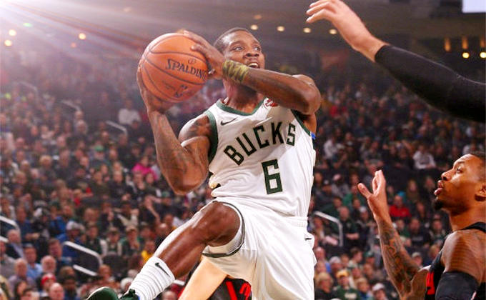 关于雄鹿队西部之旅开启，以稳定表现夺胜的信息