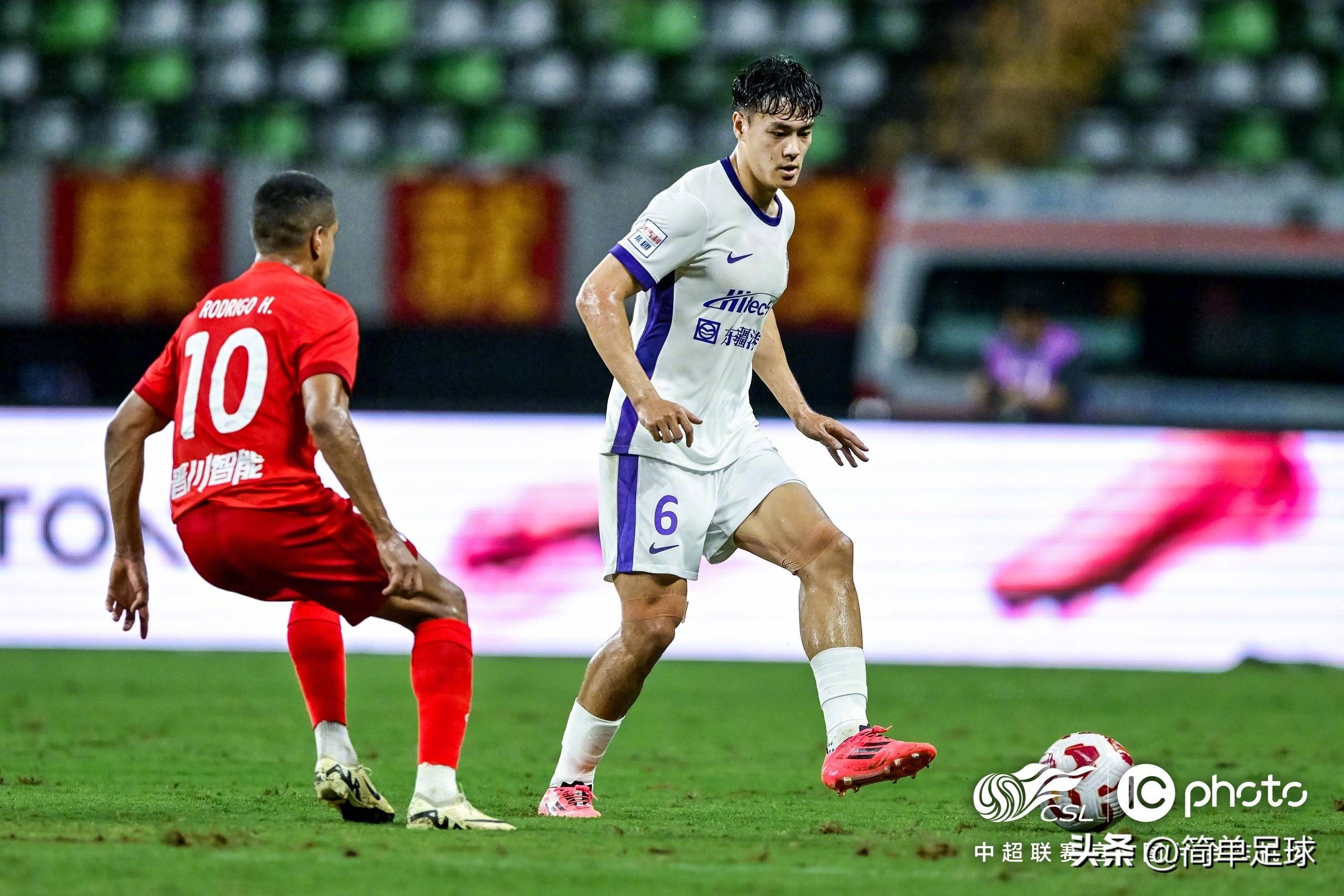 开云体育在线-关于本土球员崭露头角，备战外援匮乏成困境的信息