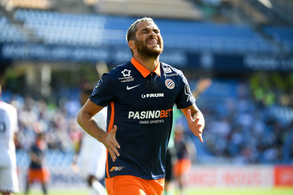 里昂德比战逼平圣埃蒂安，积分榜上升一位