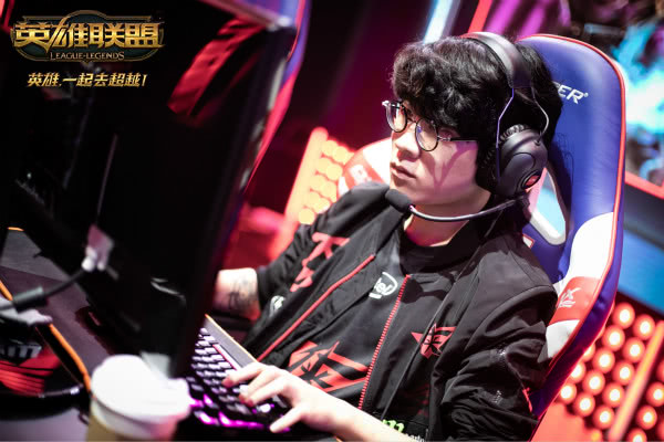 V5鏖战KT，Clid开启传奇时刻强强对话四强赛，留下经典瞬间