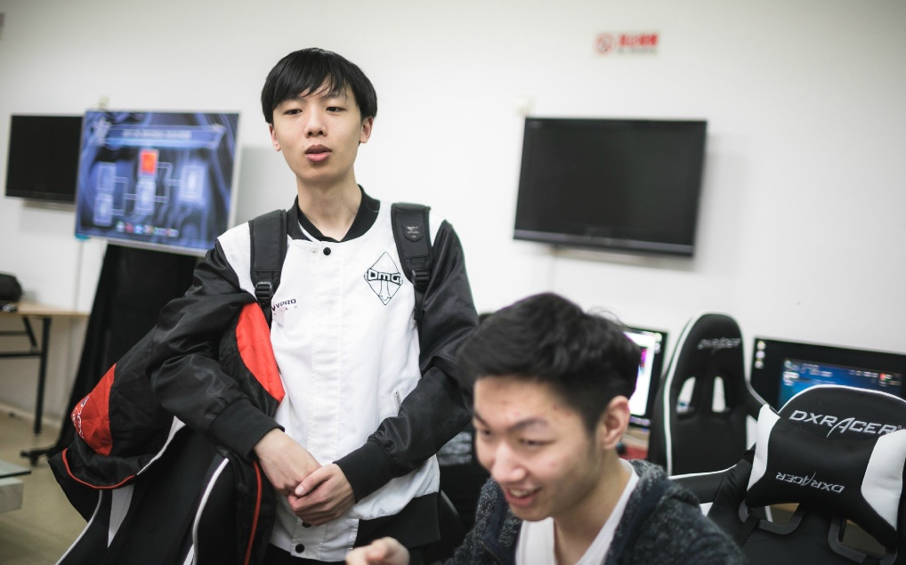 GEN绝杀DK，Clid单局斩获MVP焦点之战成都决赛之夜，点燃全场激情