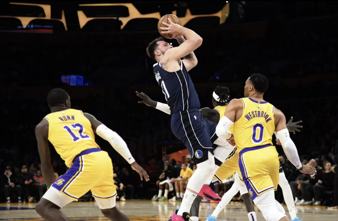 包含步行者队主场击败篮网队，特纳砍下24分的词条