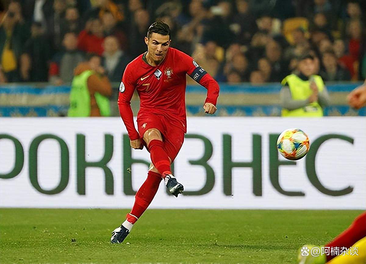 欧洲杯卫冕冠军：葡萄牙豪取三分