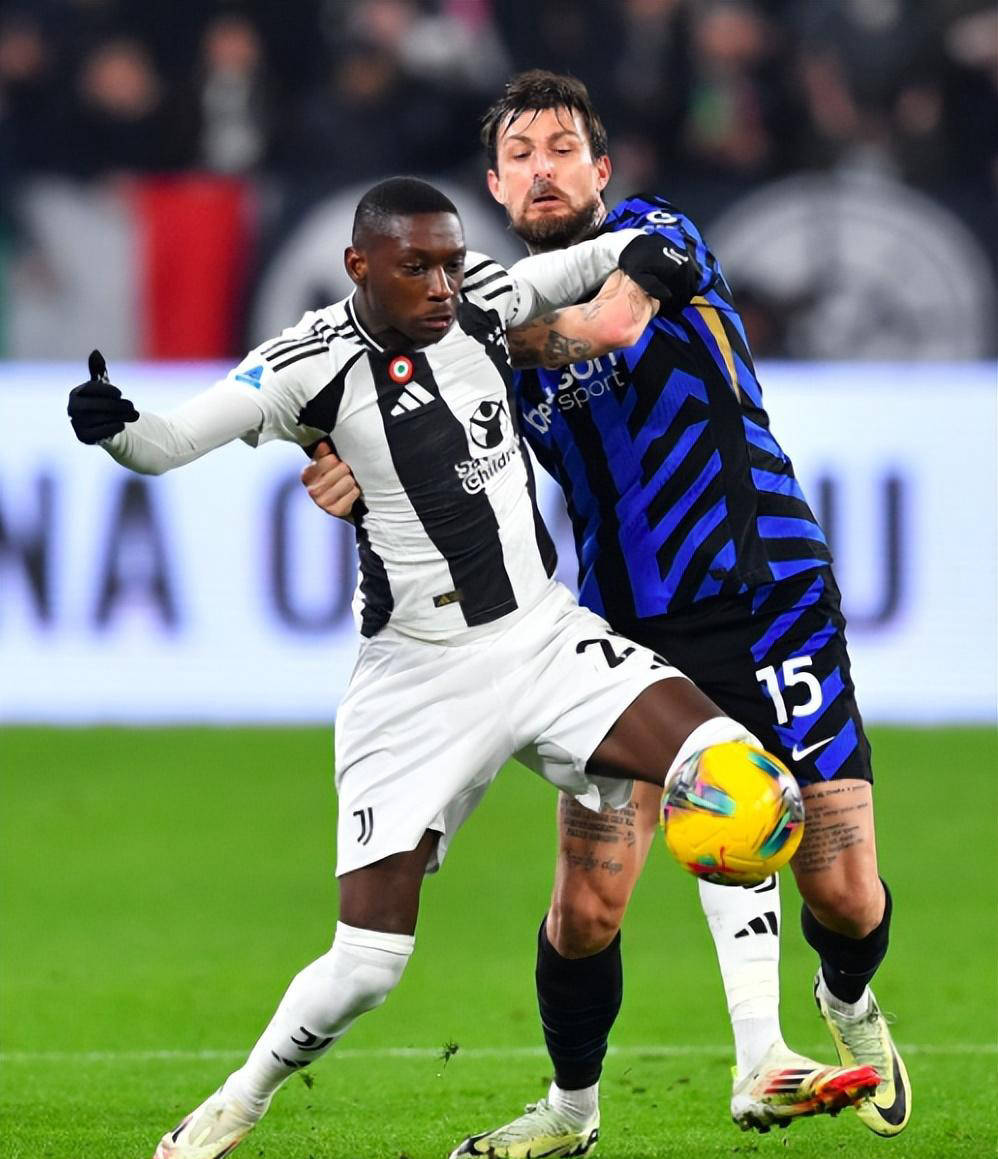 开云体育-尤文图斯迎战沃尔夫斯堡，豪取胜利